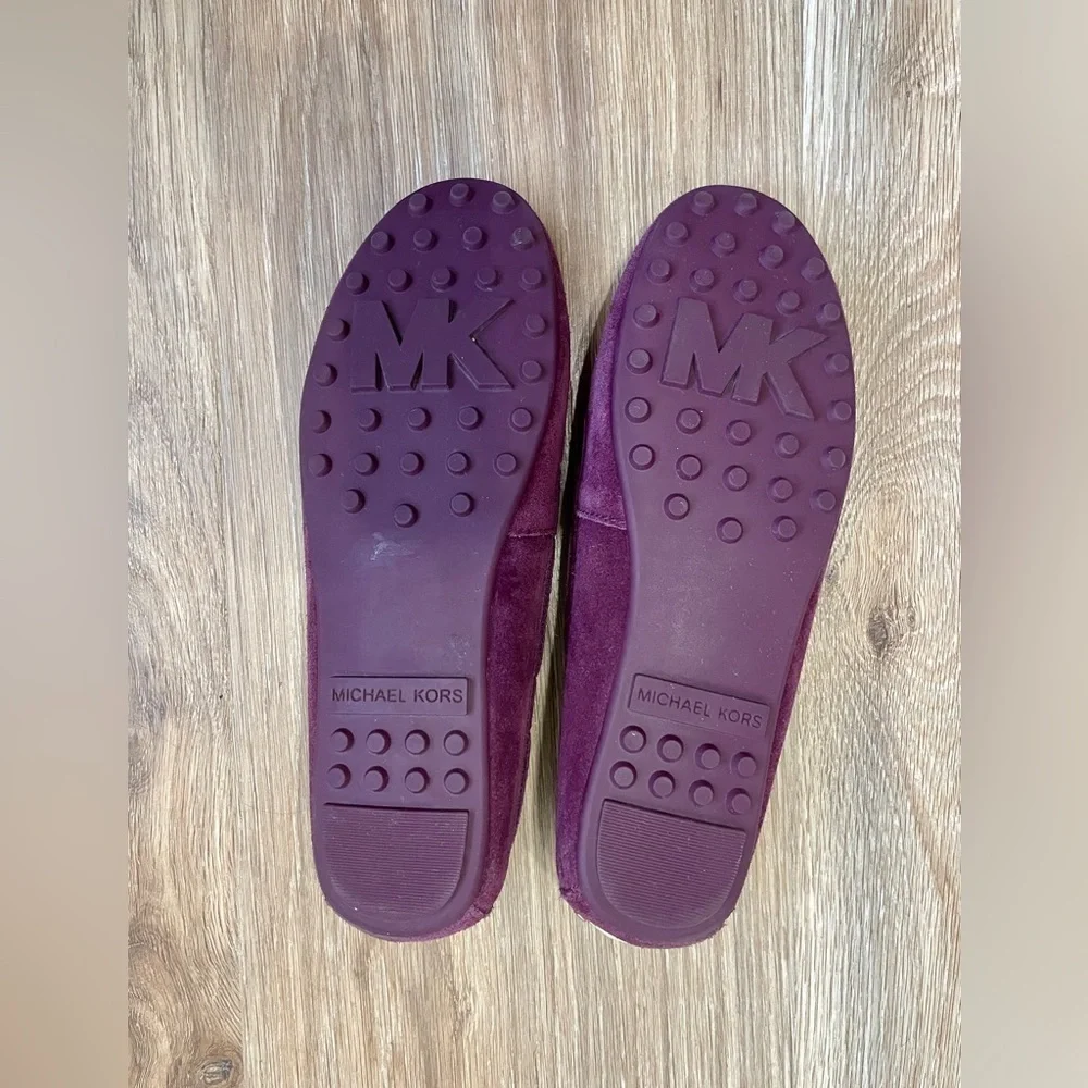 Michael Kors Daisy Purple Plum Suede Leather Moccasin Flats Shoes LNC Size 7
